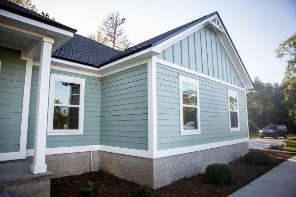 Damaged Siding Repair in Smyrna