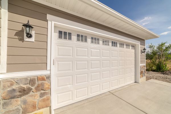 Garage Siding Repair in Smyrna