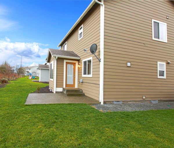 Clapboard Siding Repair in Smyrna